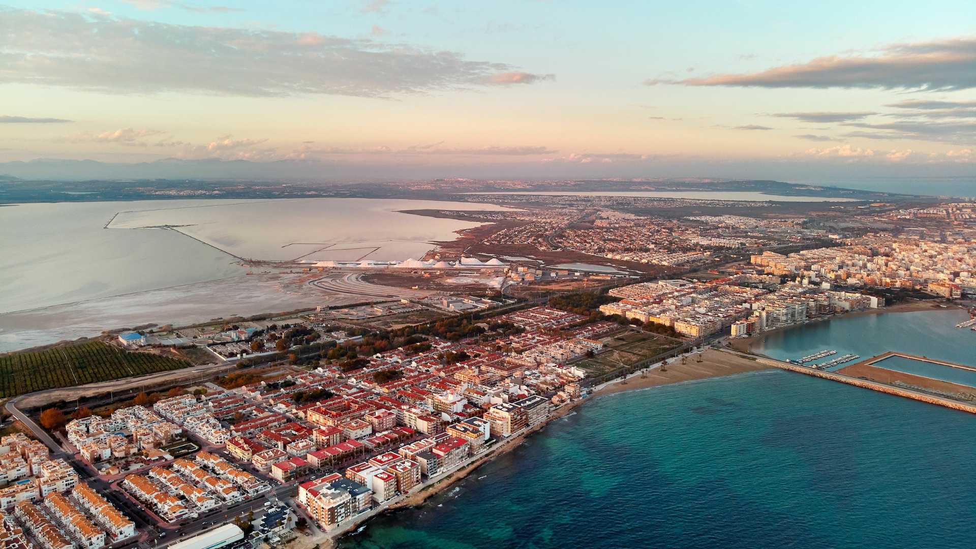 TARJETA DE FAMILAIR DE COMUNITARRIO TORREVIEJA